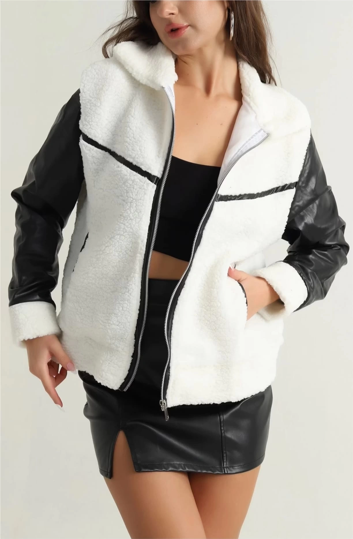 Kolları Suni Deri Kadın Kuzu Mont