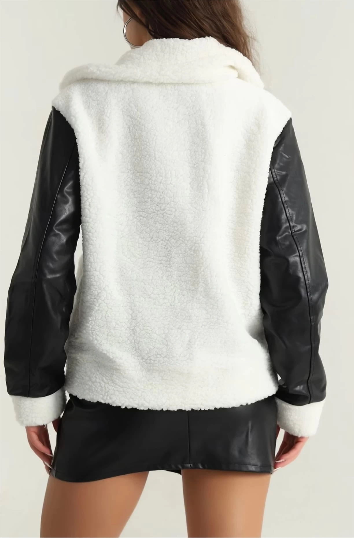 Kolları Suni Deri Kadın Kuzu Mont - 0158