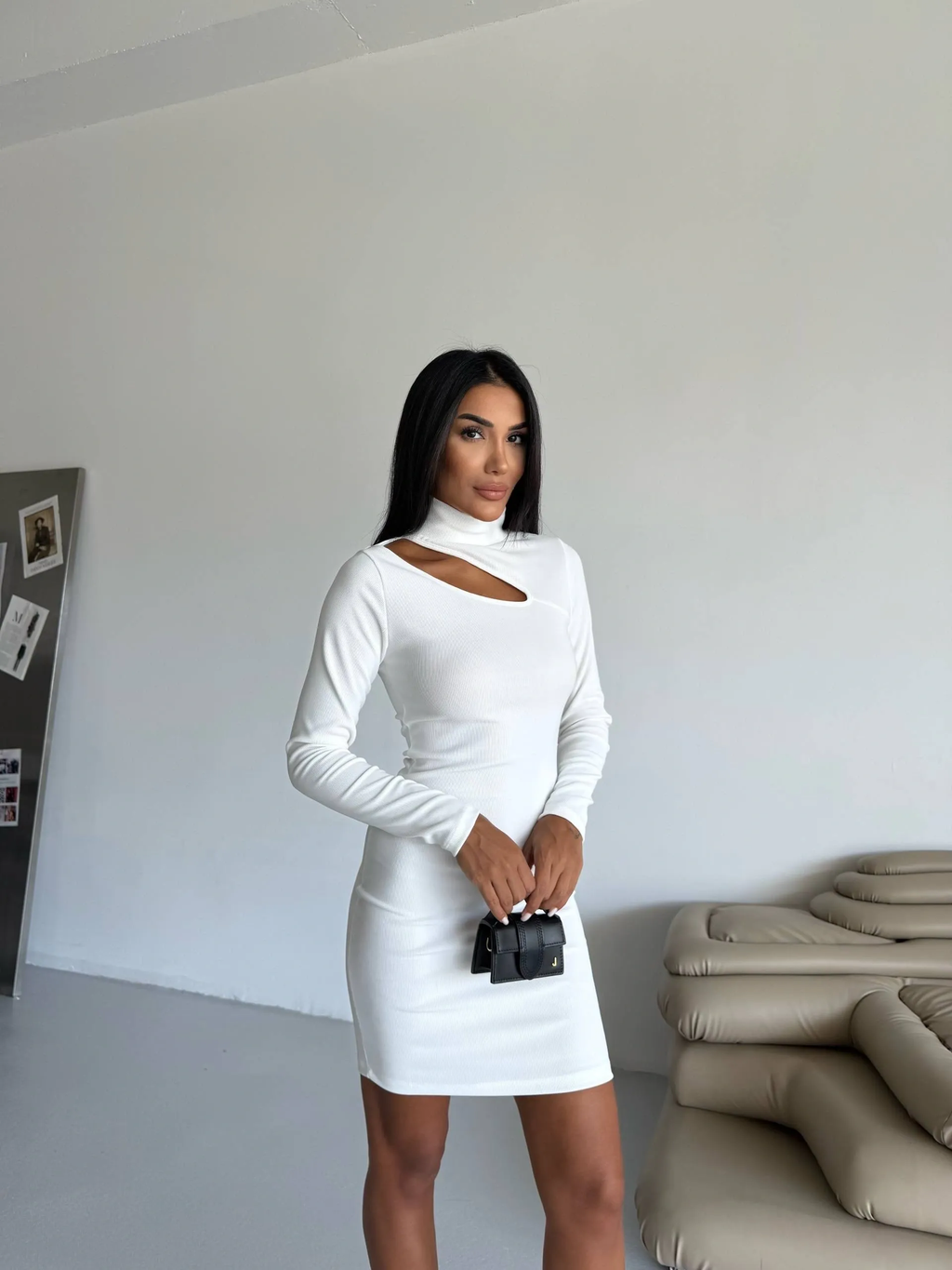 Boğazlı Göğüs Pencere Detaylı Elbise - 0287