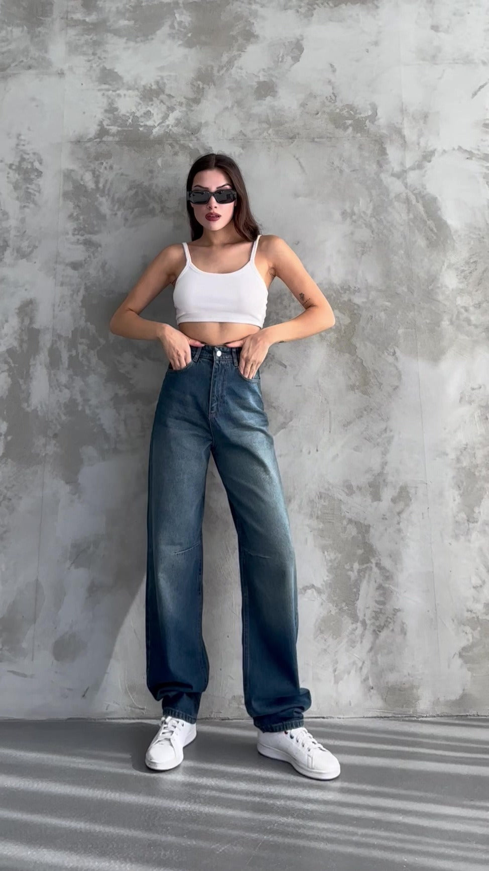 Kadın Mavi Yüksek Bel Kemer Detaylı Bol Paça Rahat Kalıp Baggy Pantolon - 0304