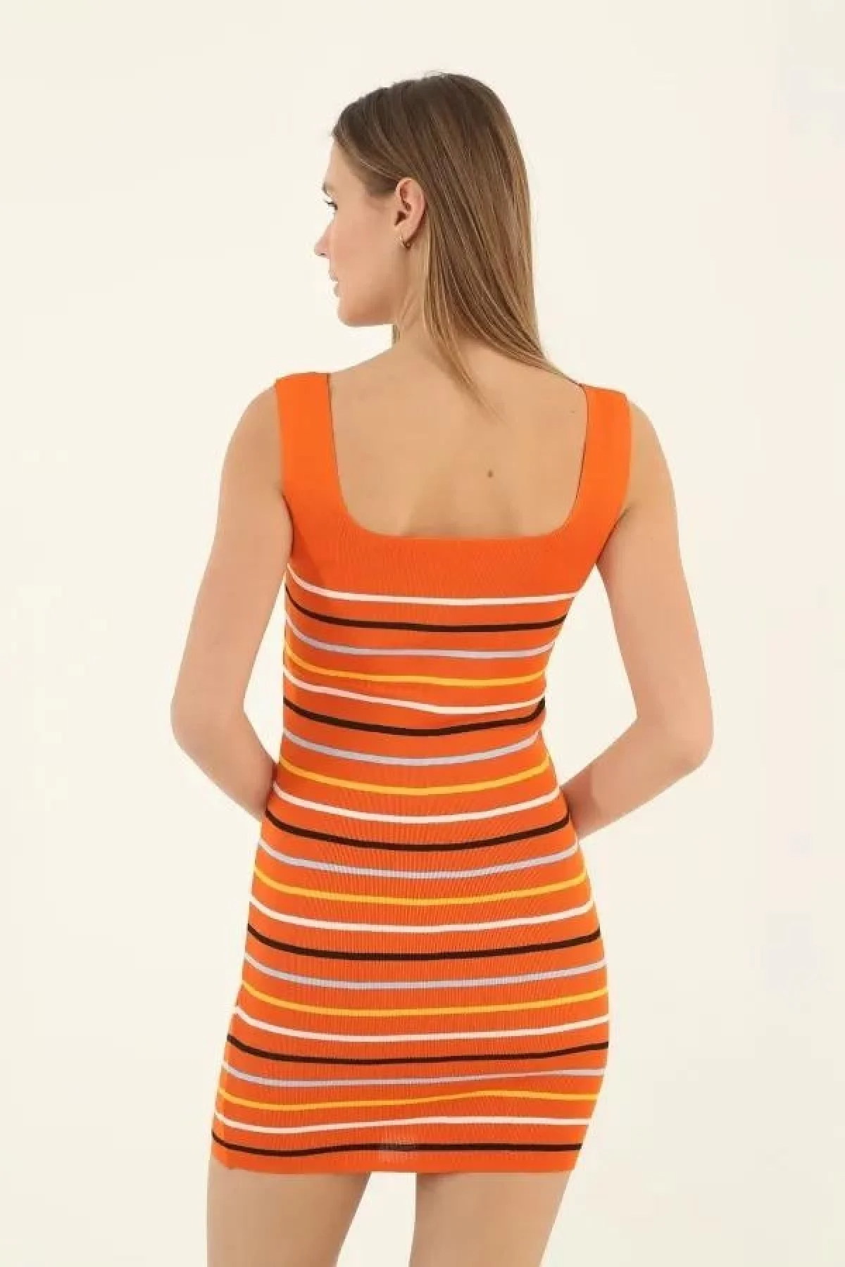 Kadın Kare Yaka Midi Boy Likralı Polelit Elbise - Turuncu - 0313